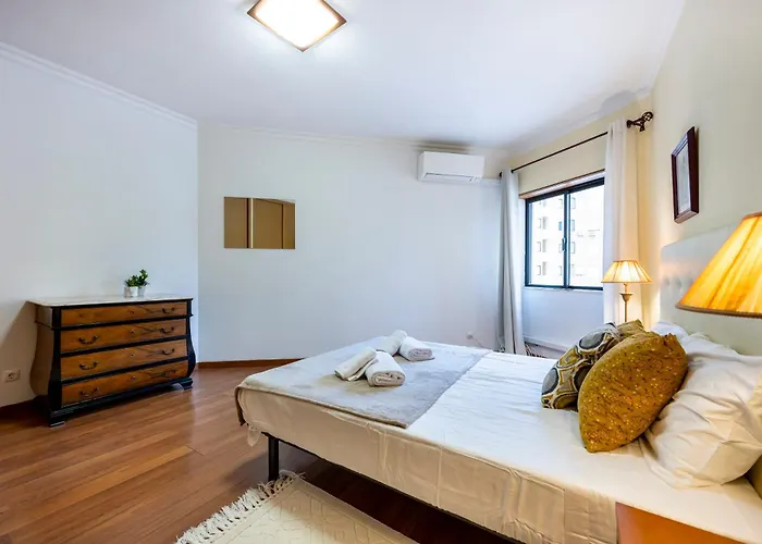 T2 Patio Da Rocha - 500m Da Appartement Portimão