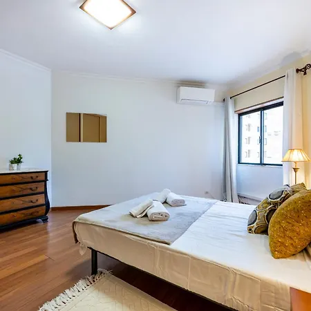 T2 Pátio Da Rocha - 500m Da Apartamento Portimão